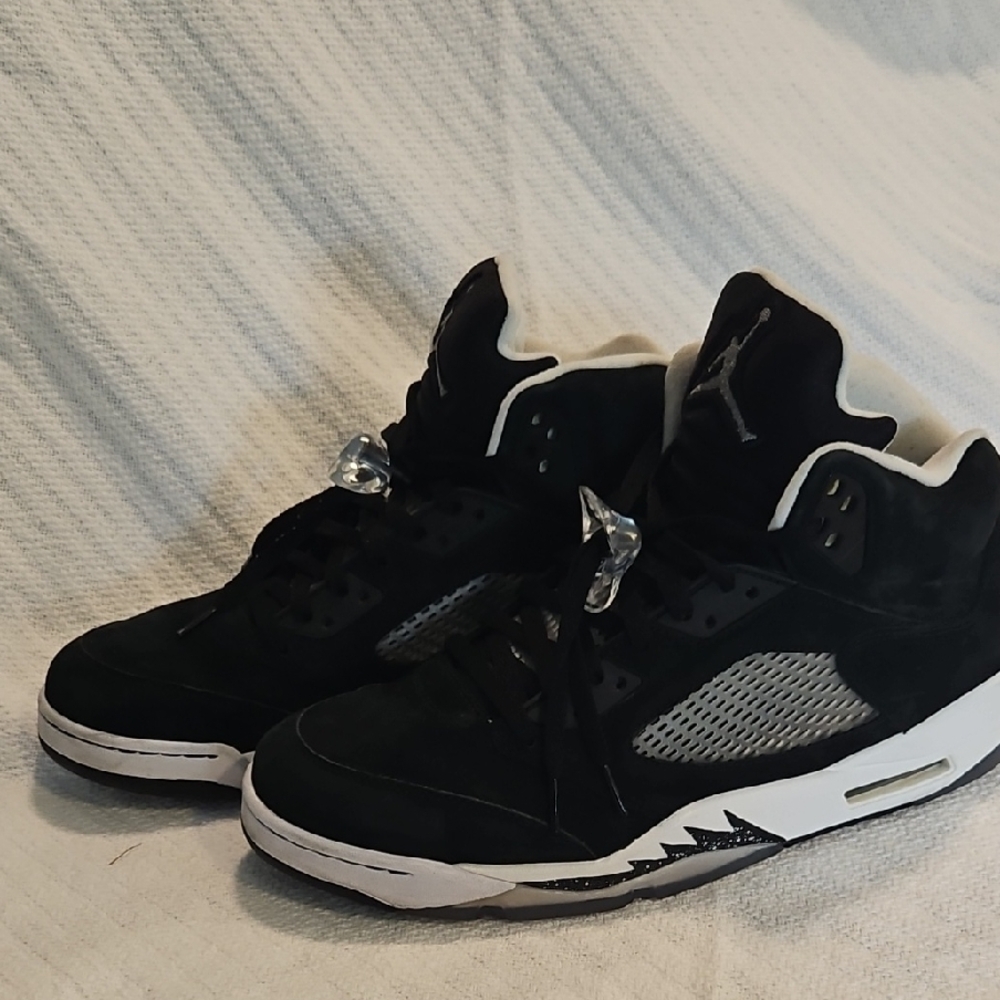 Jordan Black and White Sneakers with Reflective Tongue